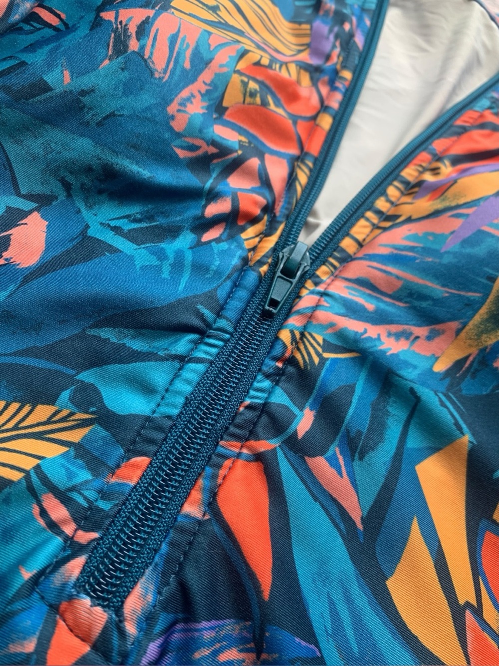 ModCloth Teal Tropical Print One-Piece Zipper Swimsuit Modest Classic Hip Small - Picture 2 of 7